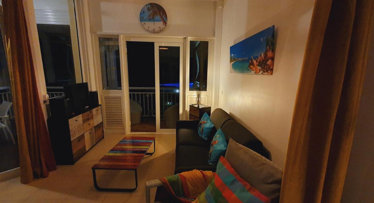 Kaz Lorike - Vue Mer & Piscine Exceptionnelle - Anse Des Rochers Saint-Francois  Exterior foto